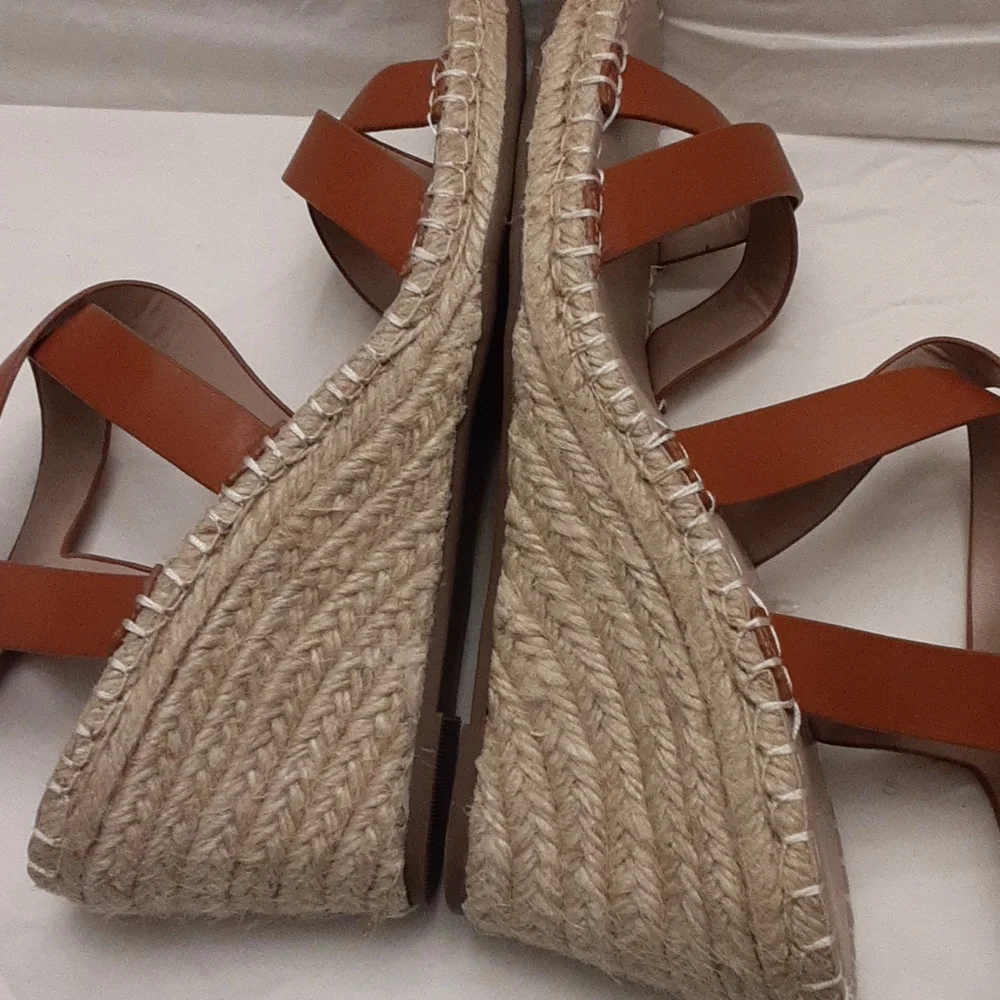 Charles by Charles David size 9M women's espadrilles sandal in brown.
